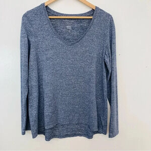 American Eagle Top Woman Large Soft Sexy‎ Blue Plush Long Sleeve V Neck Classic